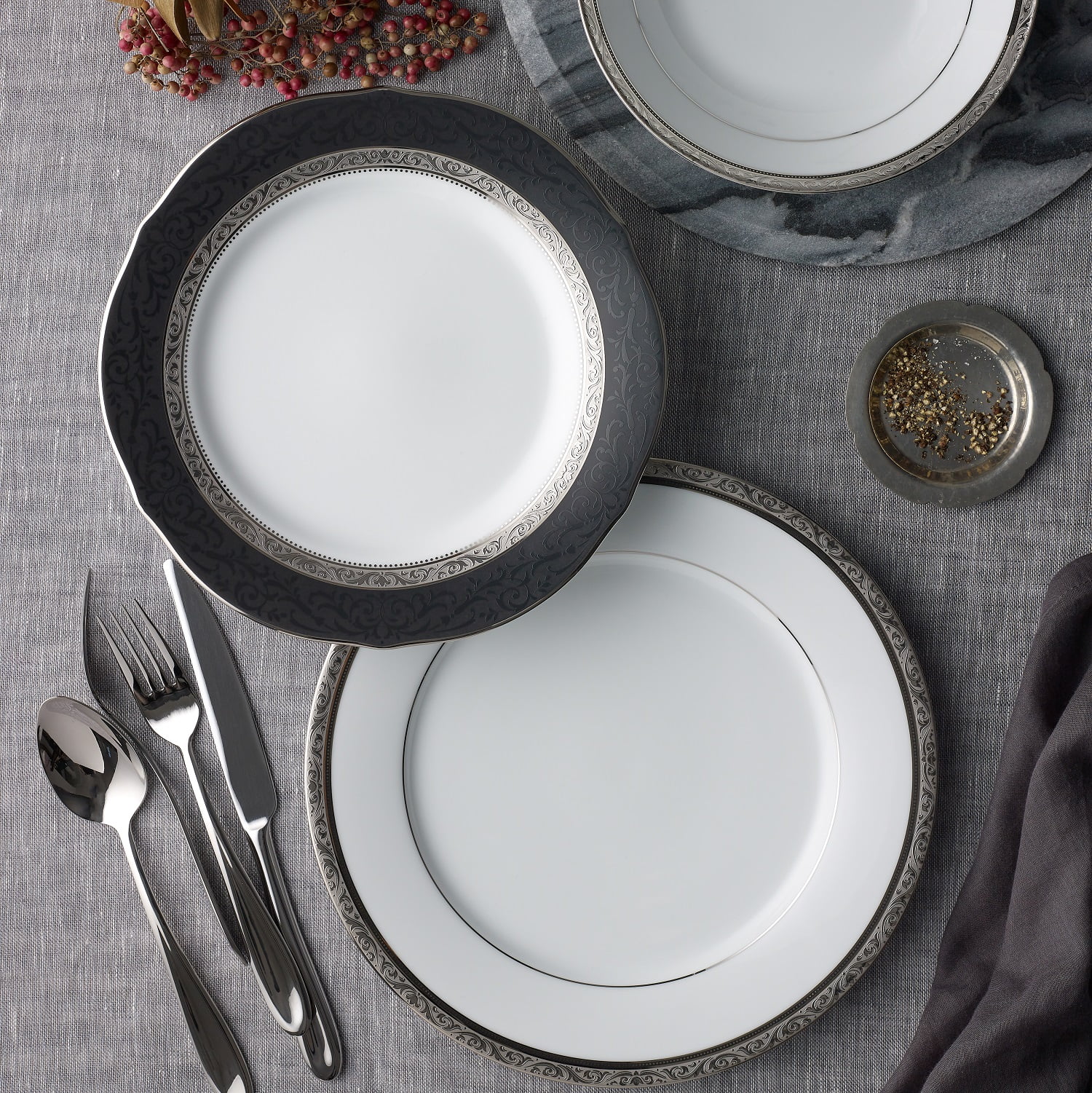 Noritake | Formal Dinnerware | Regent Platinum 12pce Dinner Set